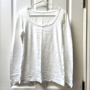 Long sleeve tee with deep neckline detail